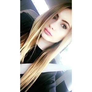 Meet your Posher, Alexis